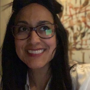 Meet your Posher, Maria